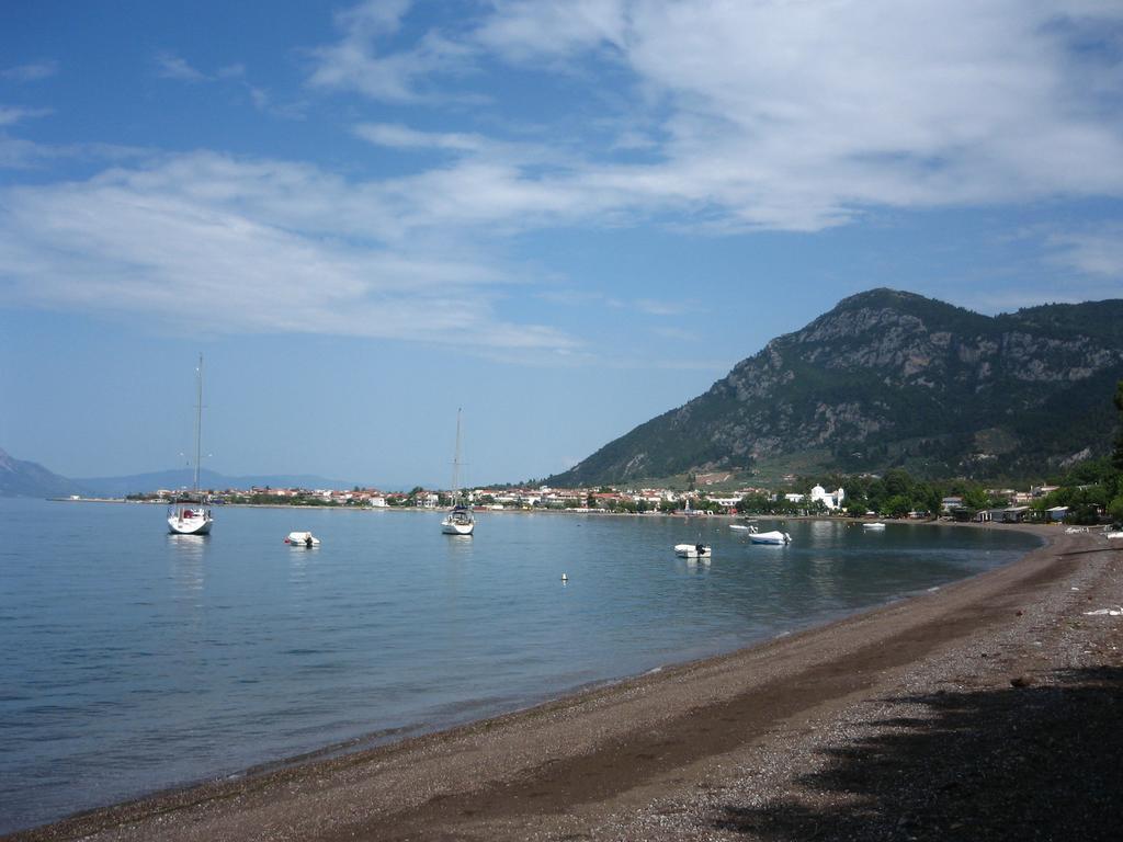 Hotel Kypreos Kamena Vourla Exteriör bild