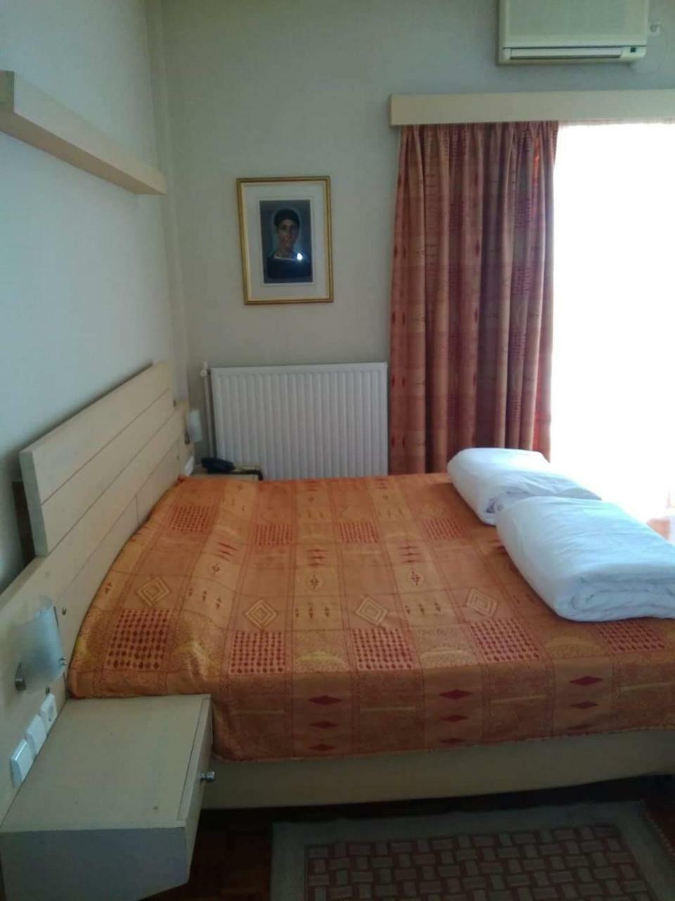Hotel Kypreos Kamena Vourla Exteriör bild