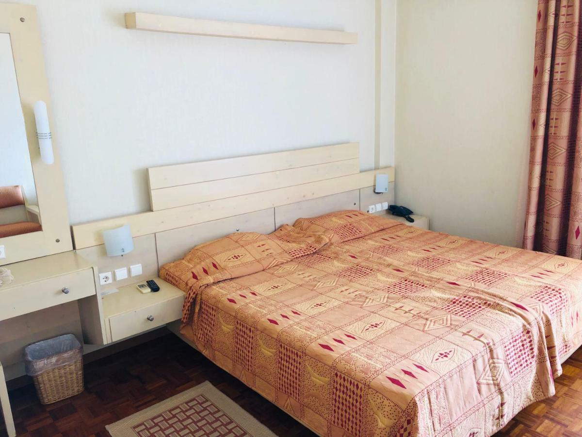 Hotel Kypreos Kamena Vourla Exteriör bild